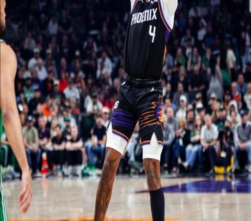 四战83中28铁到哭！格林遭嘲讽吹嘘过度美媒：火箭换走KD赢麻了