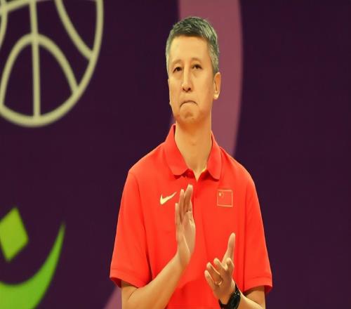 渡边雄太再放狠话！但有人认为中国男篮赢日本10分以上,谁复仇谁?