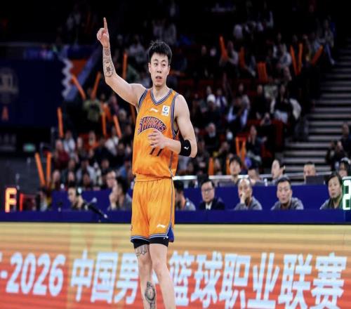 媒体人：张镇麟和邹阳将顶替孙铭徽及约克，进入南区全明星替补名单