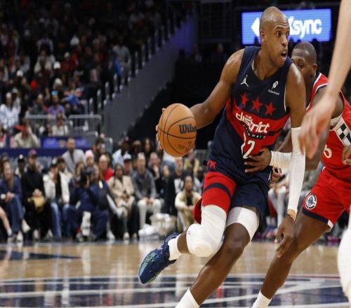 内部人士:米德尔顿如果想买断后加盟争冠球队,独行侠队乐意配合