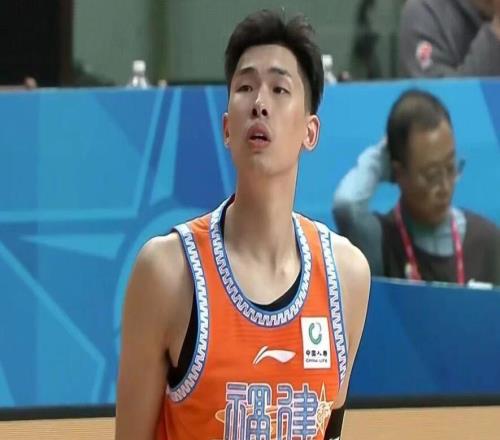 麦基即将飞往中国，张镇麟邹阳进入全明星，辽宁男篮新援即将到位