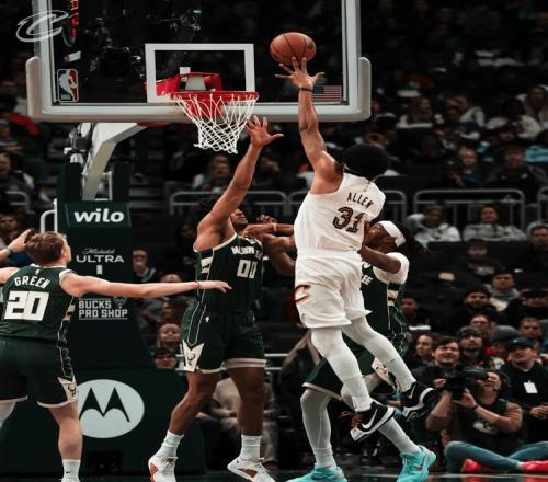 哈登骨折！雄鹿复仇骑士，阿伦创队史第8神迹，波特20+5送准绝杀