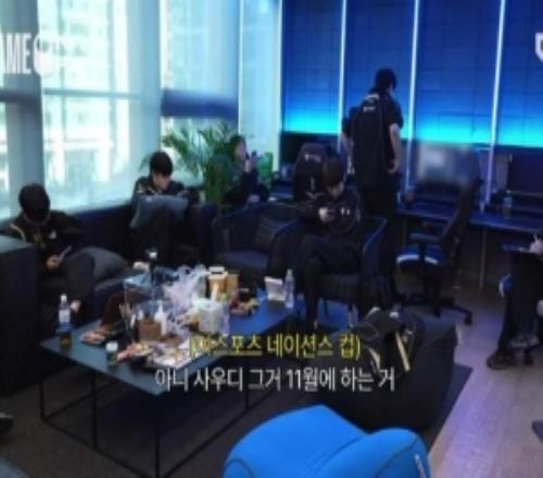 GEN众人聊比赛Ruler：11月在沙特那个比赛，每人奖金5万刀呢