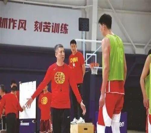 新春佳节中国篮球步履不停忙备战