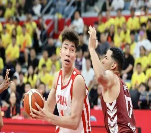 5次转机、40+小时、14000+公里！余嘉豪火线驰援，中国男篮12人到位