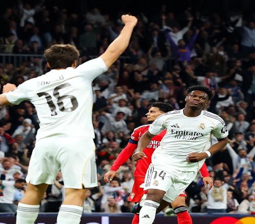 31！熊皇五连击，穆帅复仇失败，皇马双杀本菲卡，挺进欧冠16强