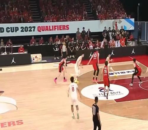 落后15分又如何中国男篮87：80逆转日本，获世预赛首胜