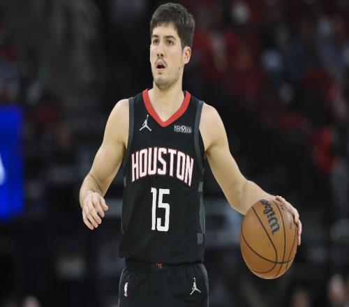 火箭113108逆转魔术球员评价：3人满分，4人及格，2人低迷