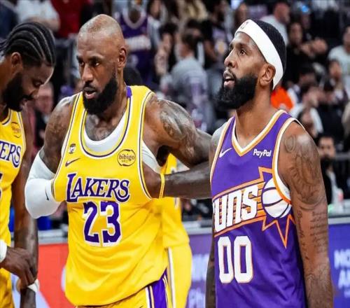 正负值24！湖人3分惜败揪出“裸泳”之人，两次被刁难原因找到了