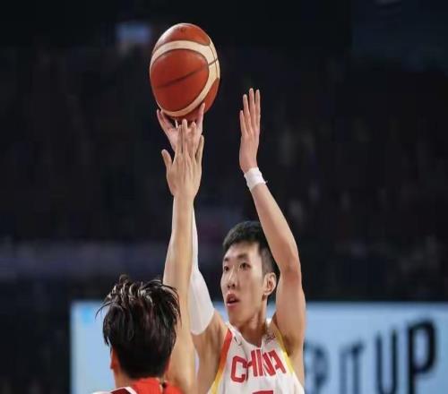 不是赵继伟胡金秋，中国男篮第一功臣揭晓，日本主教练被打服了