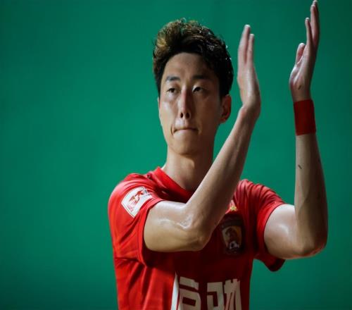 他一场中超都没踢过，都能被大连英博花400万引进，曾入选国青队