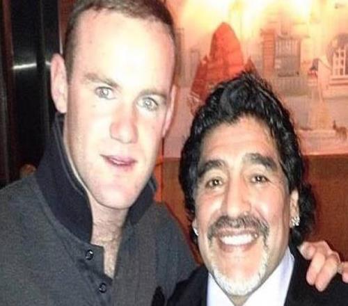 鲁尼：曾因为对皇马替补去餐厅，遇到马拉多纳后他还送我领带