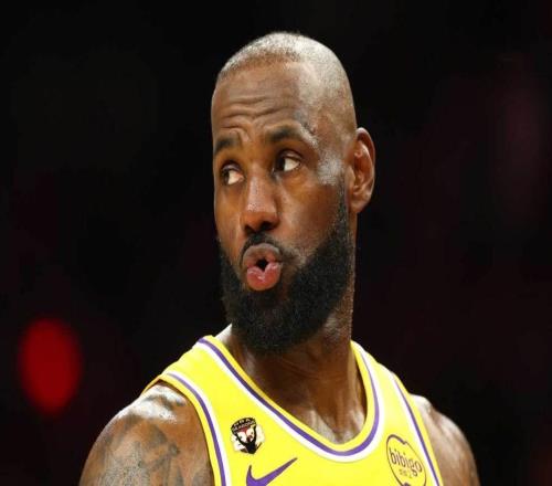 湖人队名宿谈詹姆斯在湖人的未来：这应该是他在这里的最后一年了