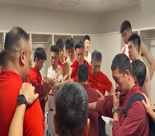 1600，中国男篮vs中国台北！赢10分升小组前二，首发面临调整