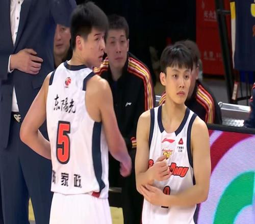 最新消息！广东三冠外援确认上位，从此告别CBA赛场！