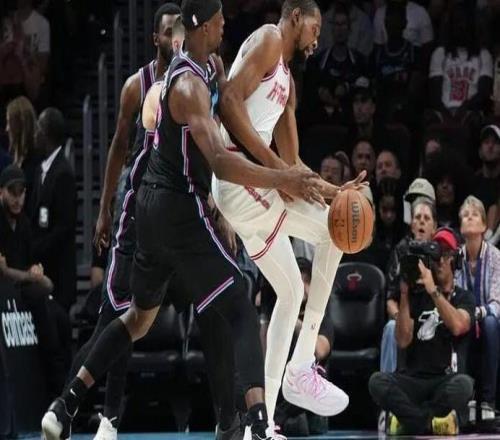 火箭输给热：乌度卡又输斯波教练