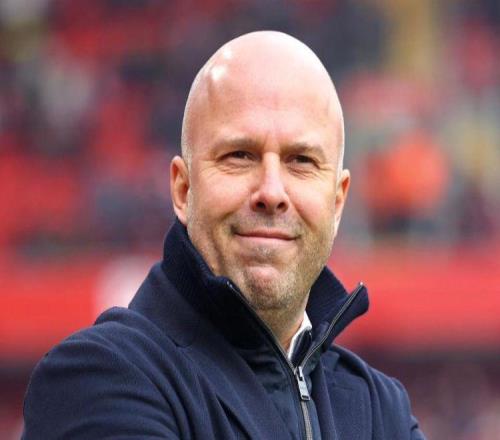 一场52，让利物浦追平曼联！埃基蒂克传射造3球斯洛特豪取4连胜