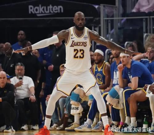 湖人129101勇士！詹姆斯看清现实，东契奇直言不讳，国王被看低