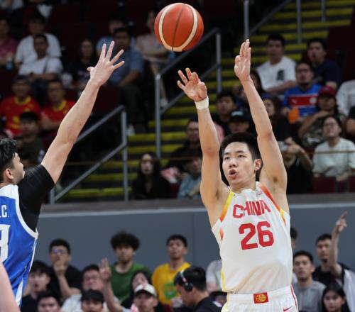 中国男篮11分大逆转中国台北!朱俊龙砍19+4,胡金秋末节独得9分