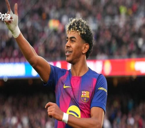 首次戴帽，亚马尔是本世纪西甲上演帽子戏法最年轻的球员