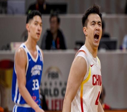 郭士强拿出杀手锏，男篮却诞生2个隐患！2人低迷或彻底告别国家队