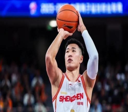 连续2场爆发！CBA昔日被大牌队友公开指责如今成国家队大腿