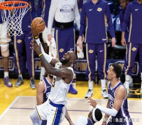 湖人128104国王!东契奇赛后把话挑明,詹姆斯也发生了一大变化