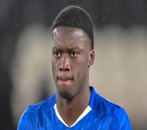 罗塞尼尔谈首发萨尔：今天是他能发挥自身优势的比赛类型