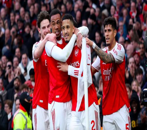 21伦敦德比神剧情：本队后卫打进3球12.7亿豪门面对死敌三连斩