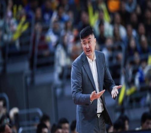 广东宏远全新阵容亮相！杜锋拒绝输球，强援上演首秀，央视直播