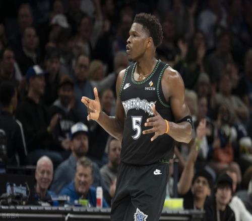 班凯罗37+5+6无缘今日最佳球员！因为爱德华兹41+6+2+5创纪录！