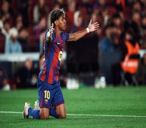 30！亚马尔助攻，18岁新星双响，巴萨险创造奇迹，马竞闯入决赛