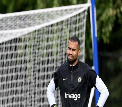 被安排替补，切尔西跟队：罗伯特桑切斯没有受伤