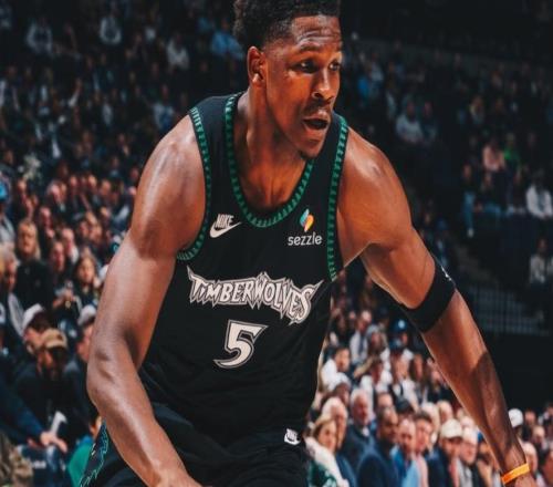 末节13分+决胜两罚！爱德华轰41+6+5断1帽助森林狼稳住西区第四