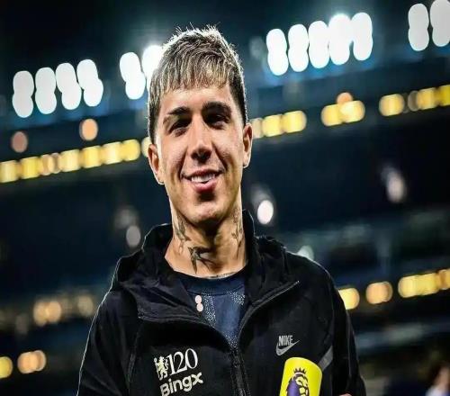 尼基巴特建议斯卡洛尼考虑英超强队，感觉恩佐被压榨了