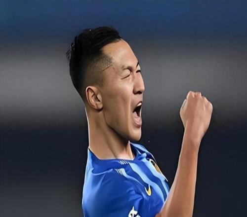 意外！他已是申花离队球员中，为数不多能在新东家踢中超的佼佼者