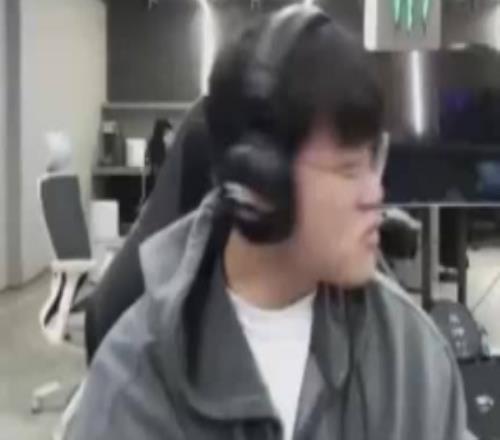 先锋赛当陪练Gumayusi：下周开始我们就要进行训练赛了