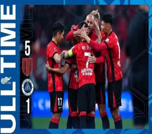 新赛季中超揭幕战成都蓉城获“开门红”