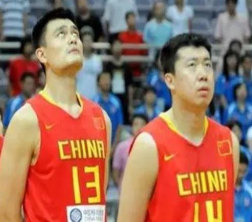 男篮逆转日本没半月，姚明两会再出新招，字字珠玑，王治郅说中了