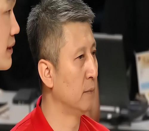 郭指导笑谈“抢断”富永启生名场面：他运球幅度有点大运到我手了