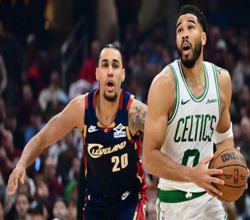 不满，塔图姆对伤愈复出后的前2场满意，但他对上场时间限制不满