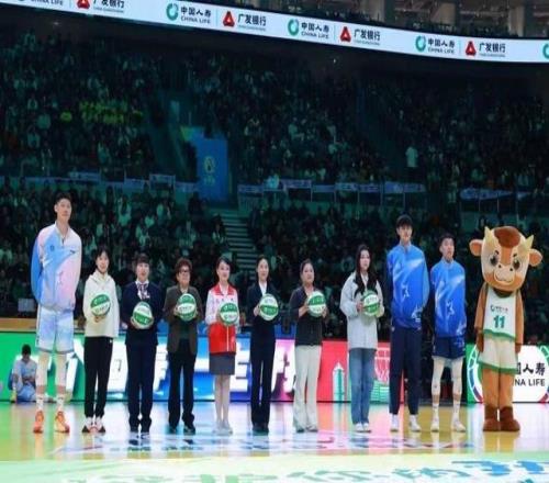 CBA全明星赛场致敬新时代女性力量