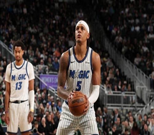 爆冷碾压！雄鹿缺核惨败39分，班凯罗33+封神，波蒂斯创历史