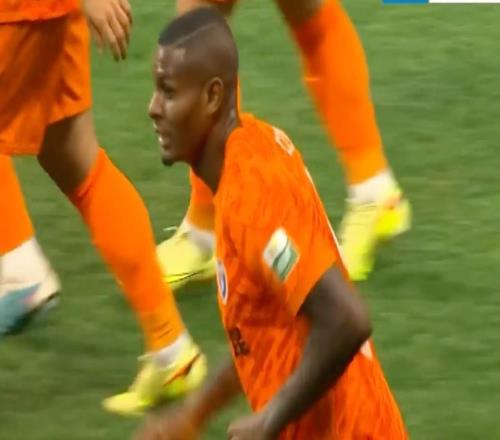 克莱伯：我给杨梓豪说多给我传球想拿中超银靴并不简单