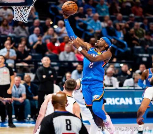 雷霆险胜！亚历山大35+15三分绝杀，约基奇32+14+13，多特犯大错