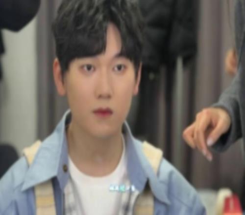 JackeyLove发布视频：如果没有电竞，我就是个普普通通的黄毛