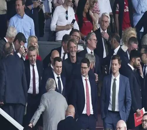 曝曼联夏窗2.3亿预算！红魔贝尔恢复单独训练，面临竞争急于复出