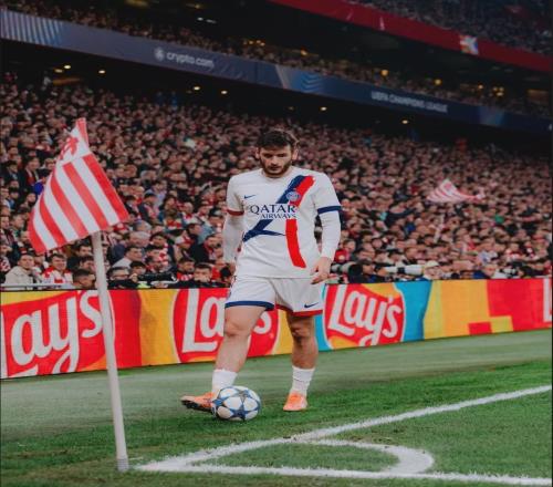 德天空+法尔克：阿森纳领先格雷茨卡争夺，并密切关注布兰特情况