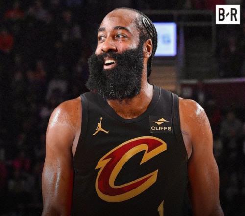 哈登29000分里程碑：历史第9+现役第3仅输詹杜神迹历史唯一