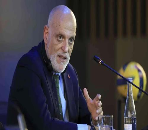 特瓦斯：西甲未授权任何关于梅西2023年回归巴萨的事宜